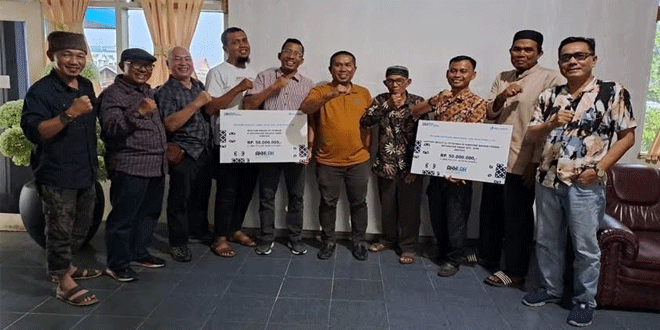 Penyerahan Bantuan Program TJSL Insidentil Pelindo Regional 1 Cabang