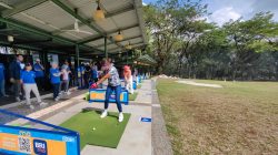 Puluhan Golfer Perebutkan Hadiah Utama Hole in One
